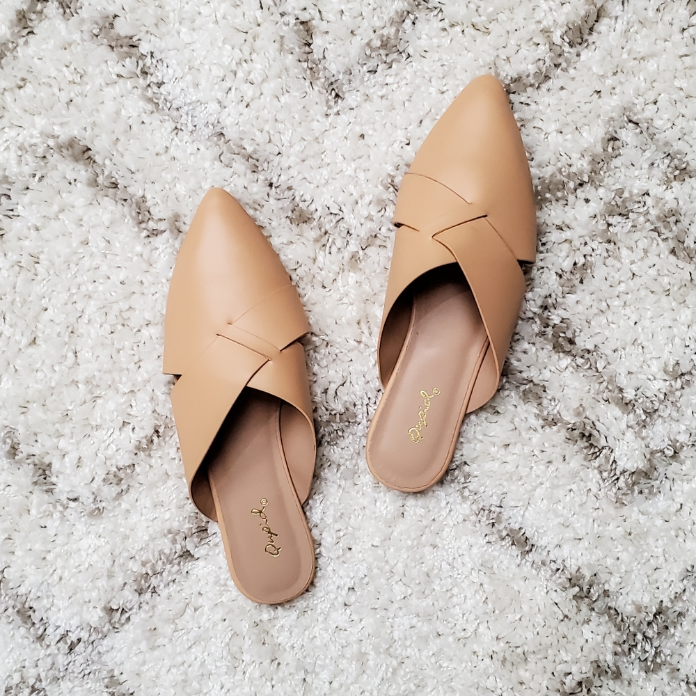 SWIRL BALLERINA MULE SAND